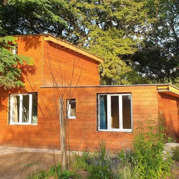Gite de La Liambe - Maison en bois à la campagne, hotel v destinaci Dommartin-lès-Cuiseaux