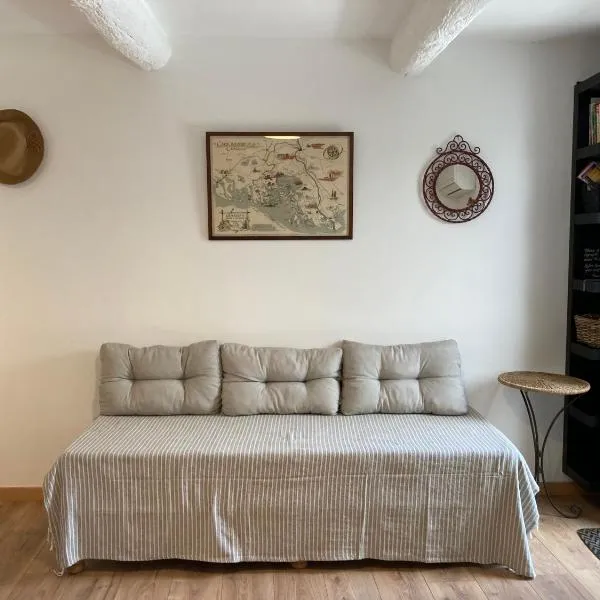 Gîte La Tarente, hotel v destinaci Montfrin