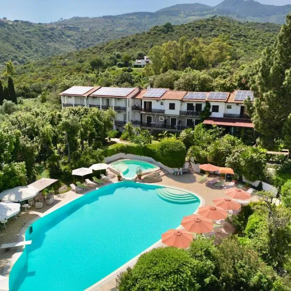 Eden Park Hotel, hotel em Marina di Campo