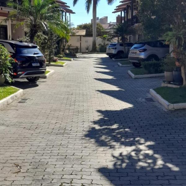 Casa Temporada TT Floripa - 3 Quartos - Ar Condicionado - 2 Vagas - 150 m da praia - Foto 3