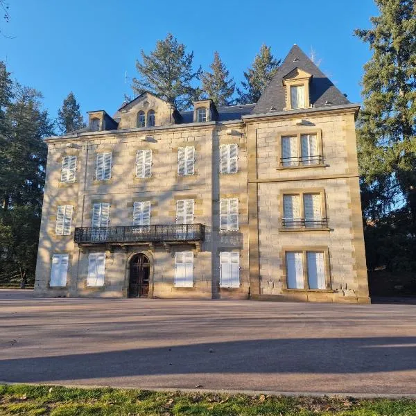 Château de Sérignac, hotel in Malemort-sur-Corrèze