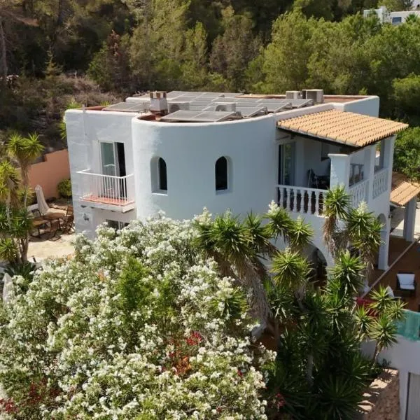 Villa Mercedes, hotel di Cala Llonga