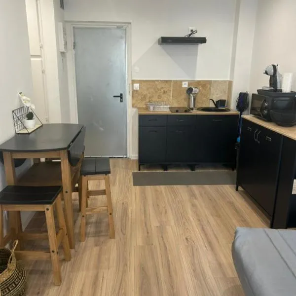 Location vacances T2, hôtel à Fréjus