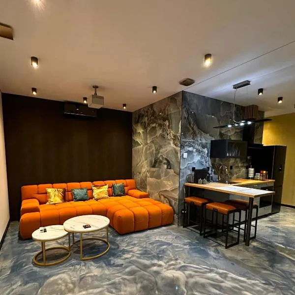 Luxe appartement dichtbij centrum D, hotel v destinaci Drachten