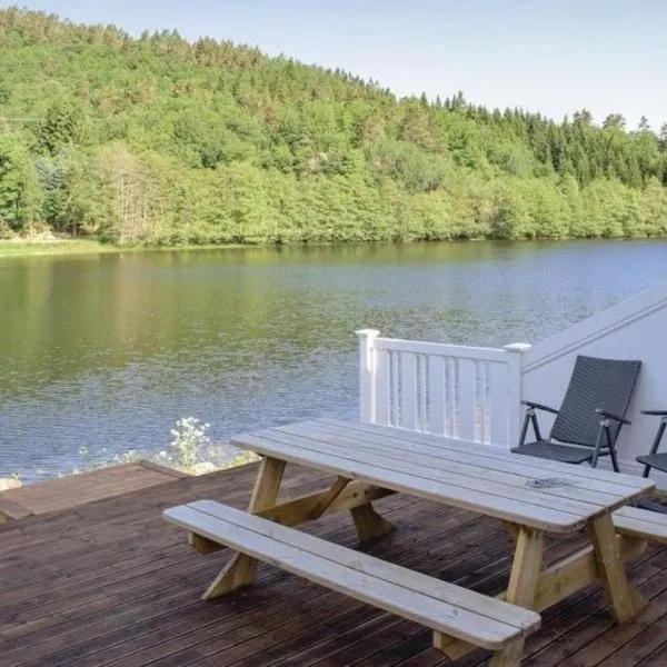 Feriehus ved Mandalselva, hótel í Greipsland