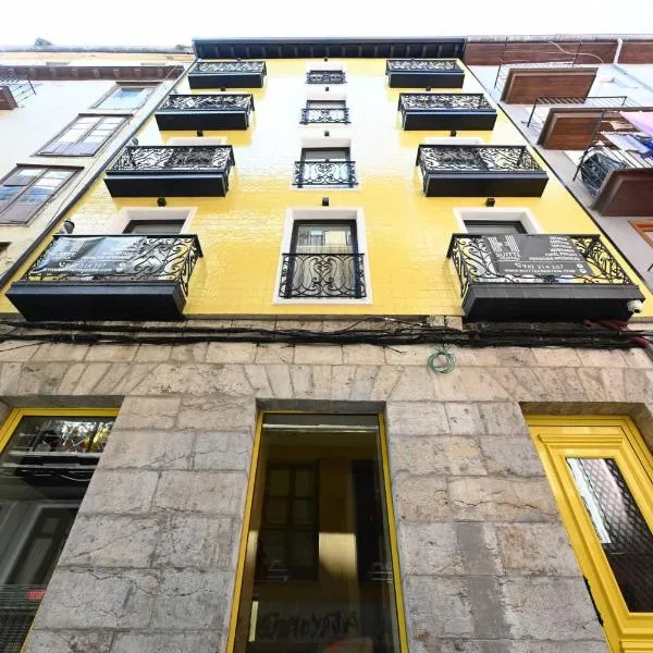 Lemon Suites Santander, hotel v destinaci Santander