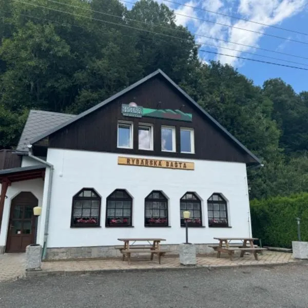 Penzion a Rybářská bašta U Jesetera, hotel v Jeseníku