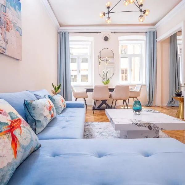 Garibaldi Luxury Apartment, hotel in Trieste