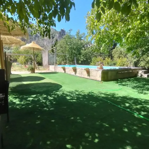 Vista Mora Sierra Cazorla, hotel in La Iruela