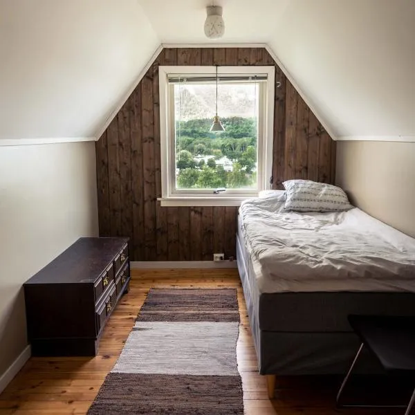 Villa Vertical - Room Trollveggen, hotel v destinaci Åndalsnes