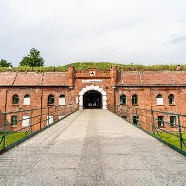 Twierdza Toruń - Fort IV, hotel v destinaci Toruň
