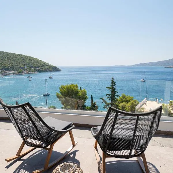 SEMIRAMIS Luxury Apartments, khách sạn ở Poros