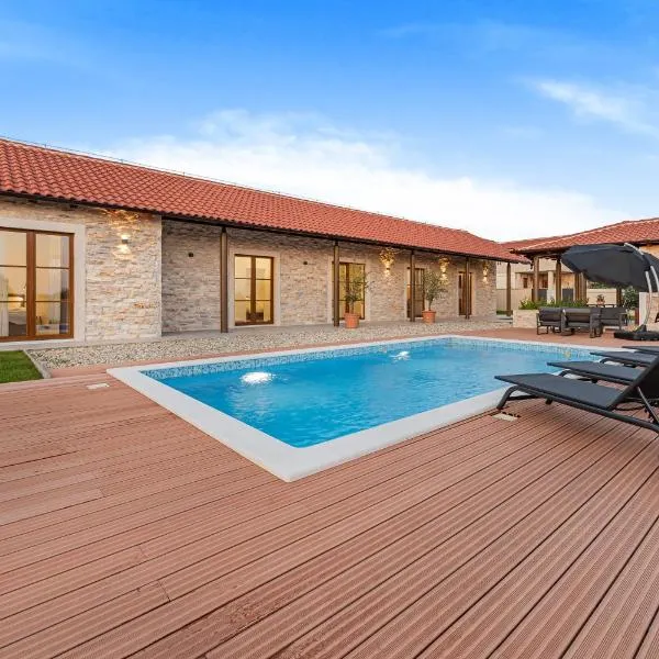 Villa Pia-Sole haeven villas, hotell i Donja Jagodnja