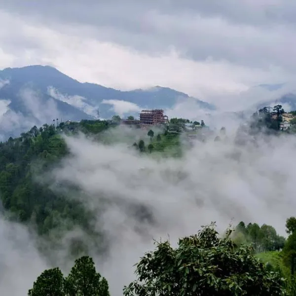The Pluck Homestay- Umagarh, hotel in Rāmgarh