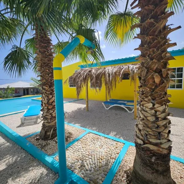 Raven's Casa del Sol: Willemstad şehrinde bir otel
