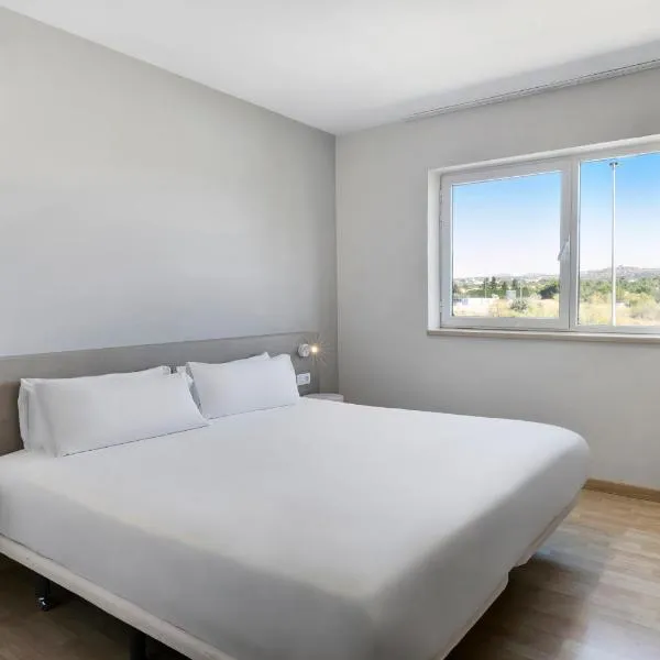 B&B HOTEL Madrid Las Rozas, hotel v destinaci Las Rozas de Madrid