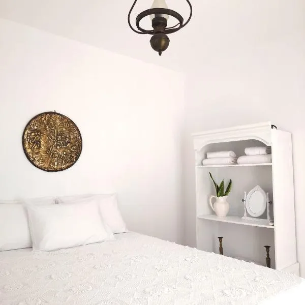 Plectranthus Residence Paros, hotel in Parikia