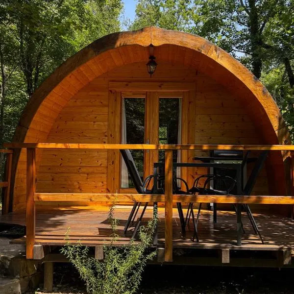 Glamping Dragonja River, hotel v destinaci Šmarje