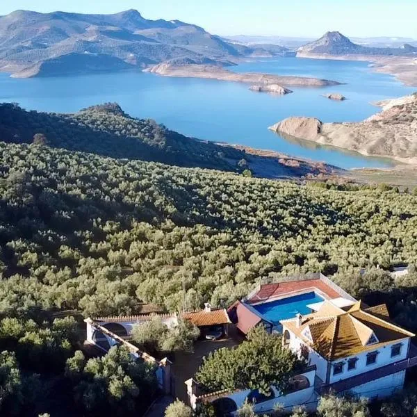 La Villa del Lago, hotel en Iznájar