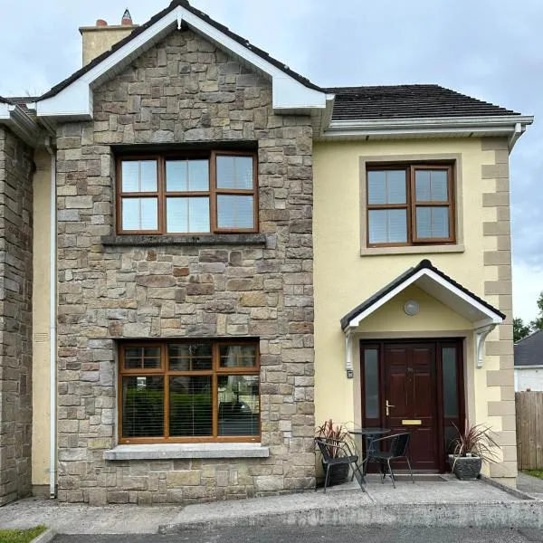 Home near the River Shannon, hotell sihtkohas Rooskey