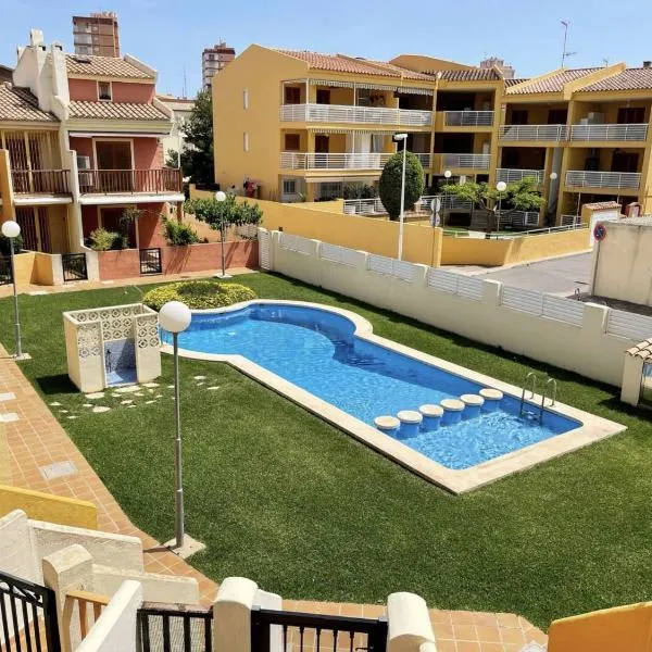 Acogedora casa a 100m de la playa, khách sạn ở Oropesa del Mar