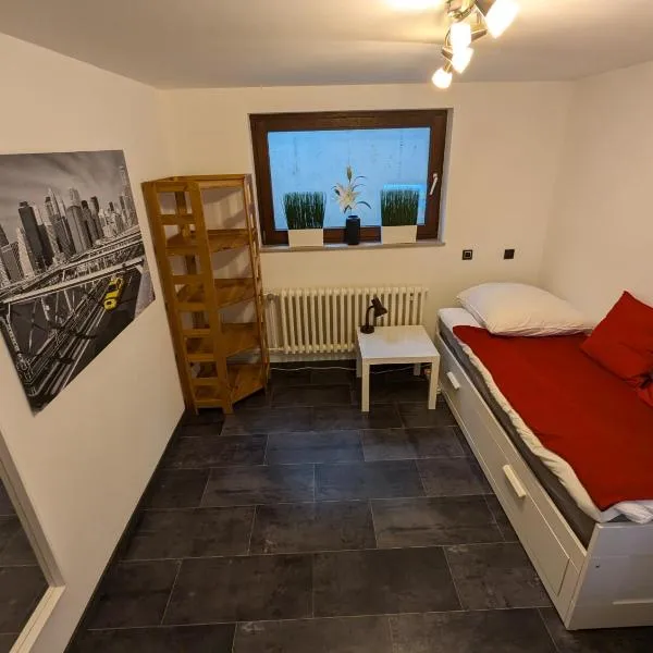 Budget Zimmer im Siebengebirge, hotel in Königswinter