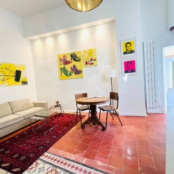 Le Yellow - Hôtel Particulier XIXème, hotel v Montpellier