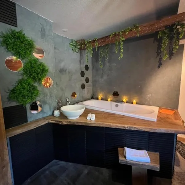 Le Chant de l'eau โรงแรมในBomal