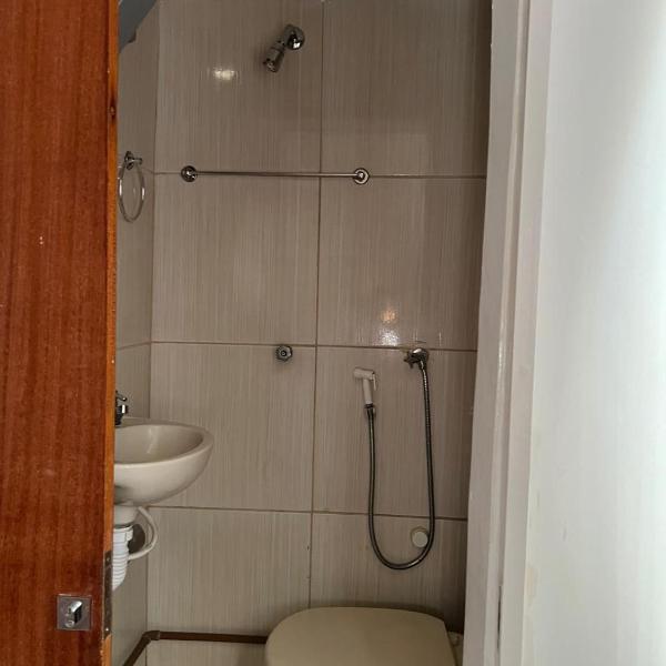 Suite 2, Casa Amarela, Segundo Andar - Foto 3
