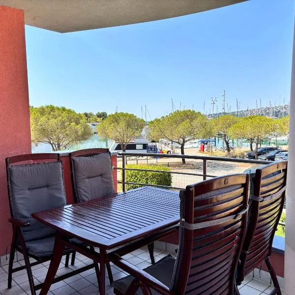 113 Marina Portorož, отель в Портороже