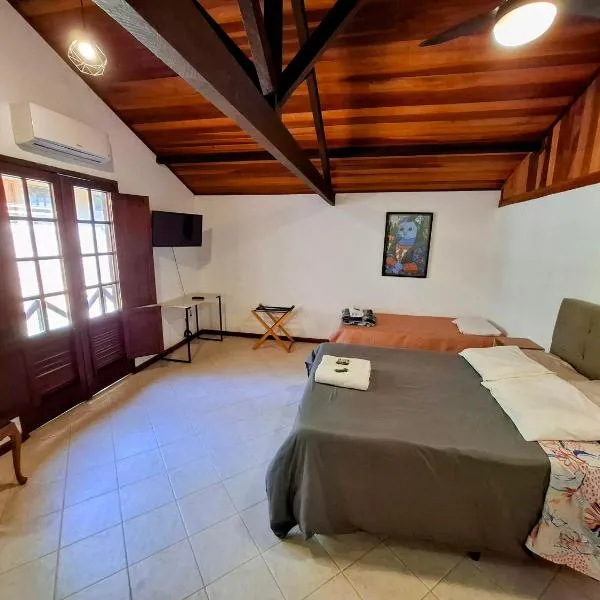 Casa Rosada seu refúgio na serra, hotel v destinaci Miguel Pereira