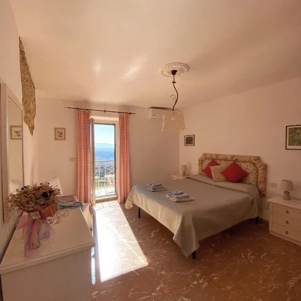 Vicolo Savelli Holiday Home, hotel em Palombara Sabina