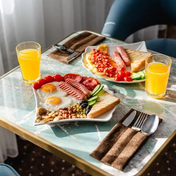 РИМ Grand Hotel, hotel in Alma-Ata