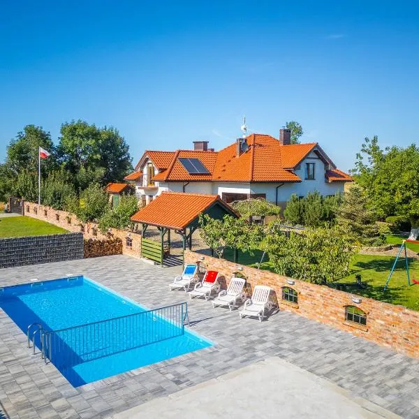 Villa Cis – hotel w mieście Darłowo