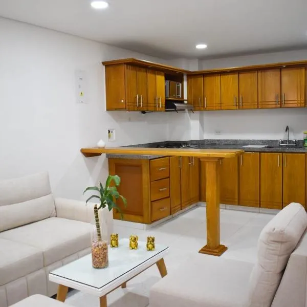 Cómodo apartament tipo loft en El Peñol, hotel v destinaci El Peñol