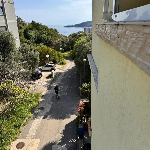 Villa M, hotel v destinaci Becici