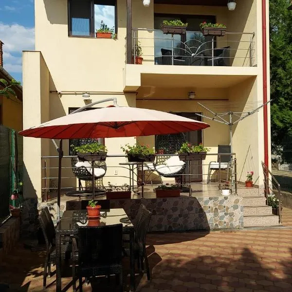 Casa de vacanță Iulian, hotel v destinaci Călimăneşti