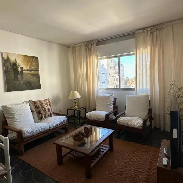 Departamento España, hotel in Mendoza