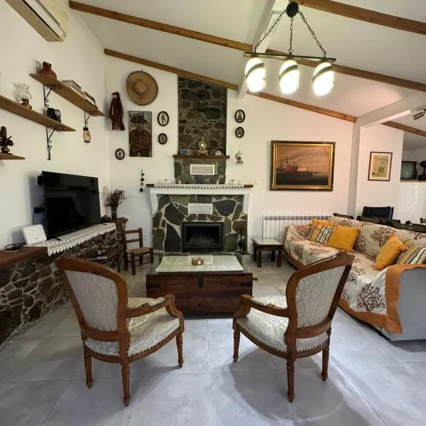 Maria's Paliomylos House, hotel v destinaci Limassol