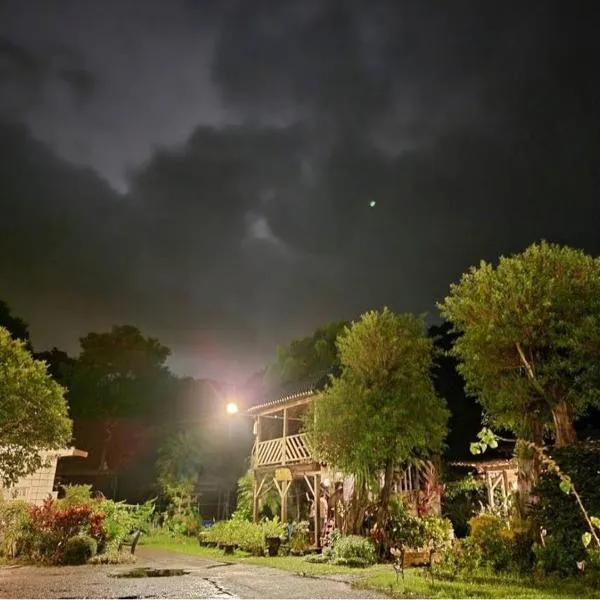 Lohas Gallery Long Stay Hostel, hotel v destinaci Shiding