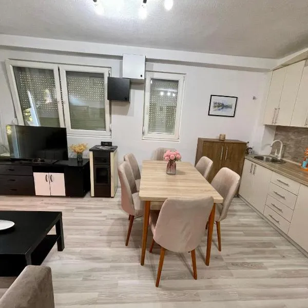 Elkos Apartment, hotel in Struga