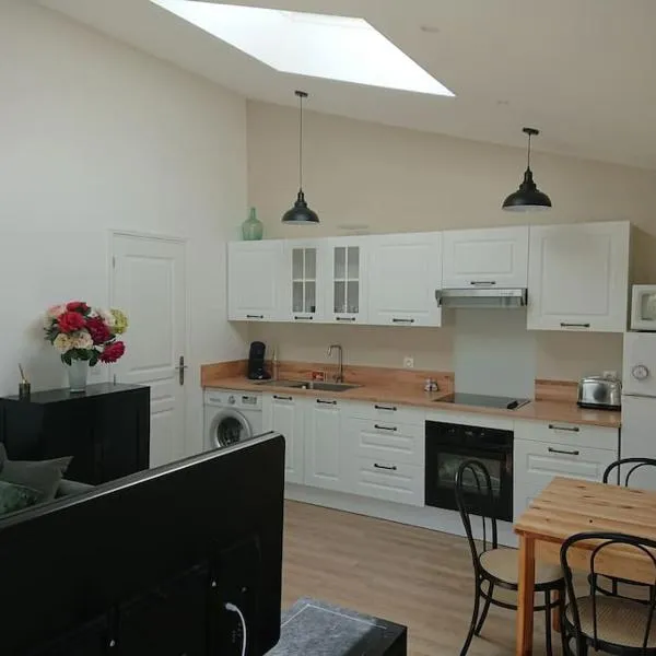 Maison au pied des Pyrénées – hotel w mieście Le Boulou