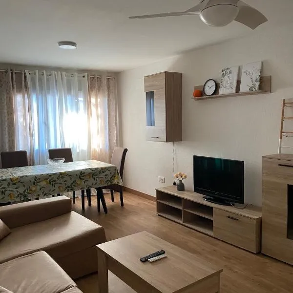 La Cañada, hotel v destinaci Candeleda