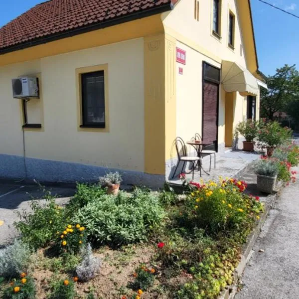 Soba Kolovrat, hotel v destinaci Straža