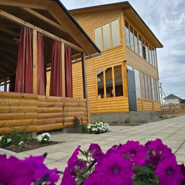 Wood House 2, hotel v destinaci Bosteri