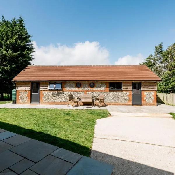 Hillview Hideaway, hotel in Angmering