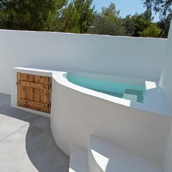 Kyklades Sensation Private Plunge Pool Romantic Suite, hotel v mestu Artemida