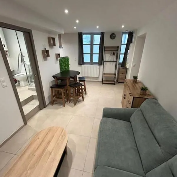 Studio chez Mumu, hotel em Saint-Donat-sur-lʼHerbasse