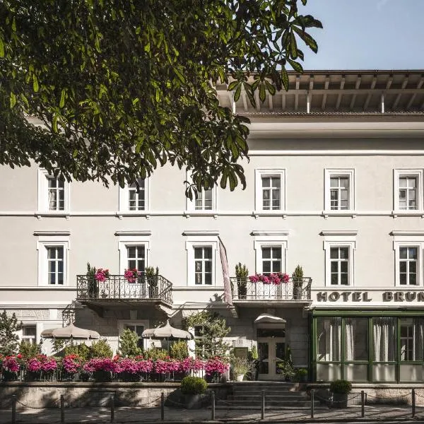 Hotel Bruneck Design-Suites, hotel Brunicóban