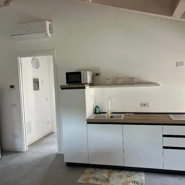 Le Casette CINQUE, hotel v destinaci Pacengo di Lazise